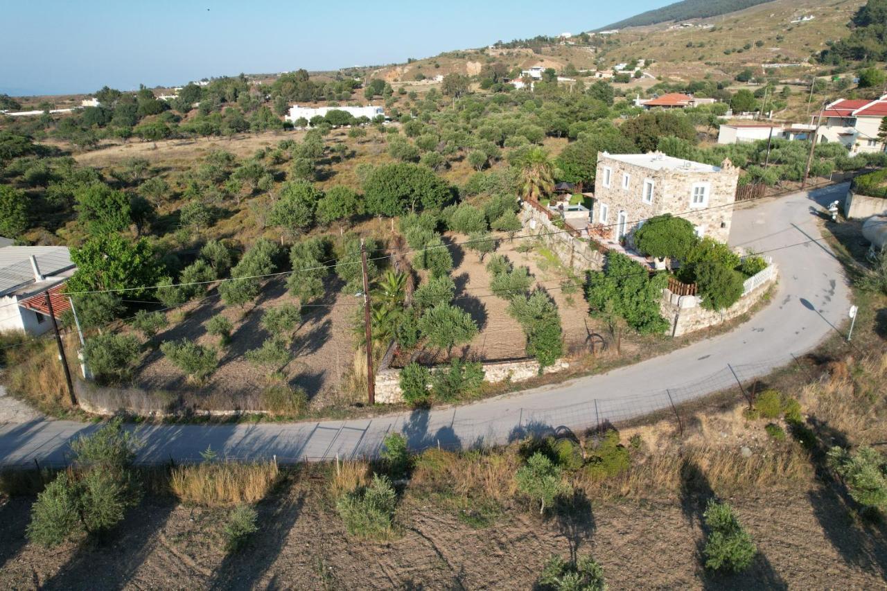 Traditional Kos Villa With Swimming Pool, Lawn Yard And Bbq Exterior foto