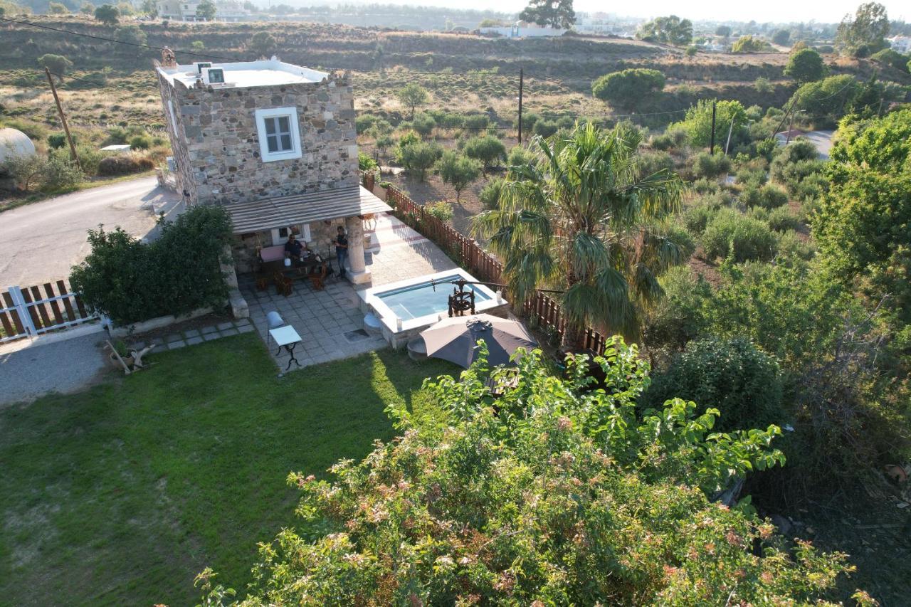Traditional Kos Villa With Swimming Pool, Lawn Yard And Bbq Exterior foto