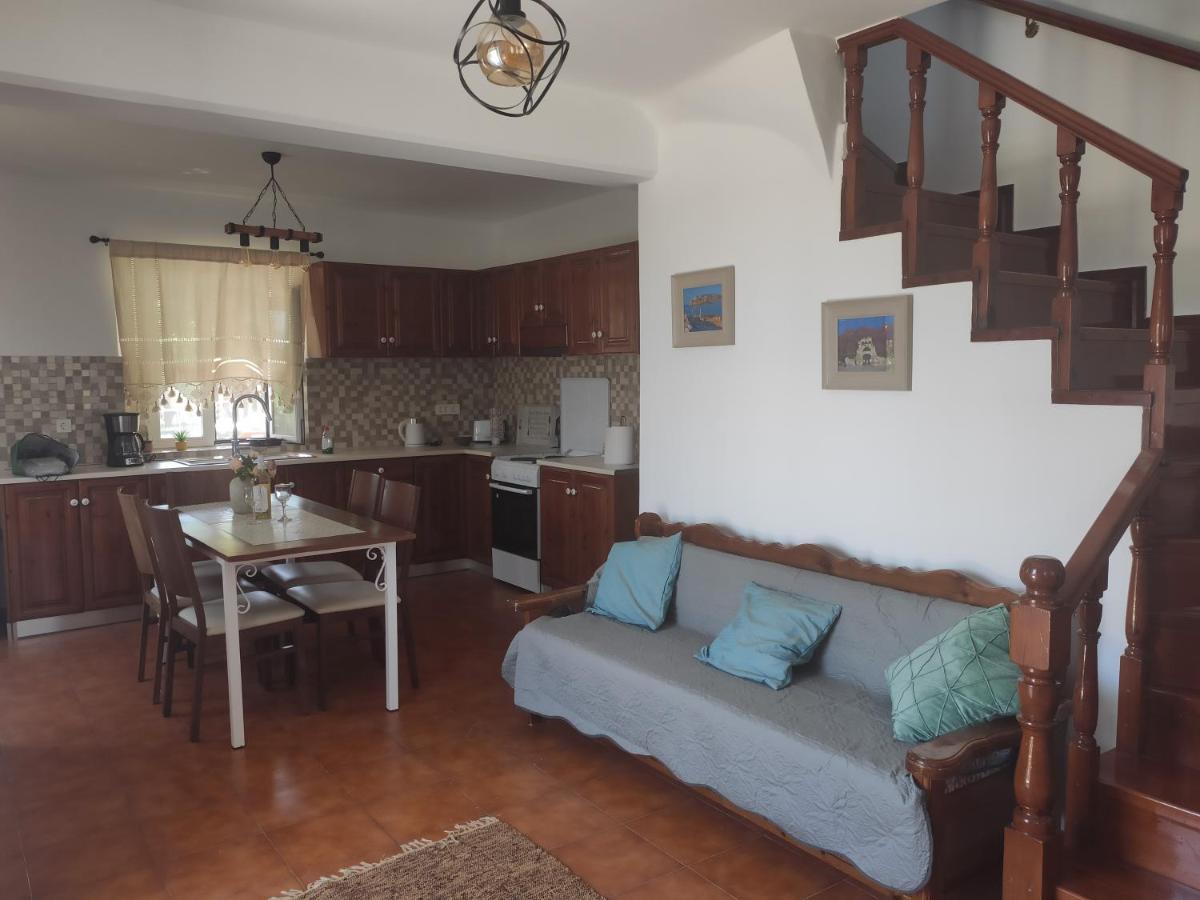 Traditional Kos Villa With Swimming Pool, Lawn Yard And Bbq Exterior foto
