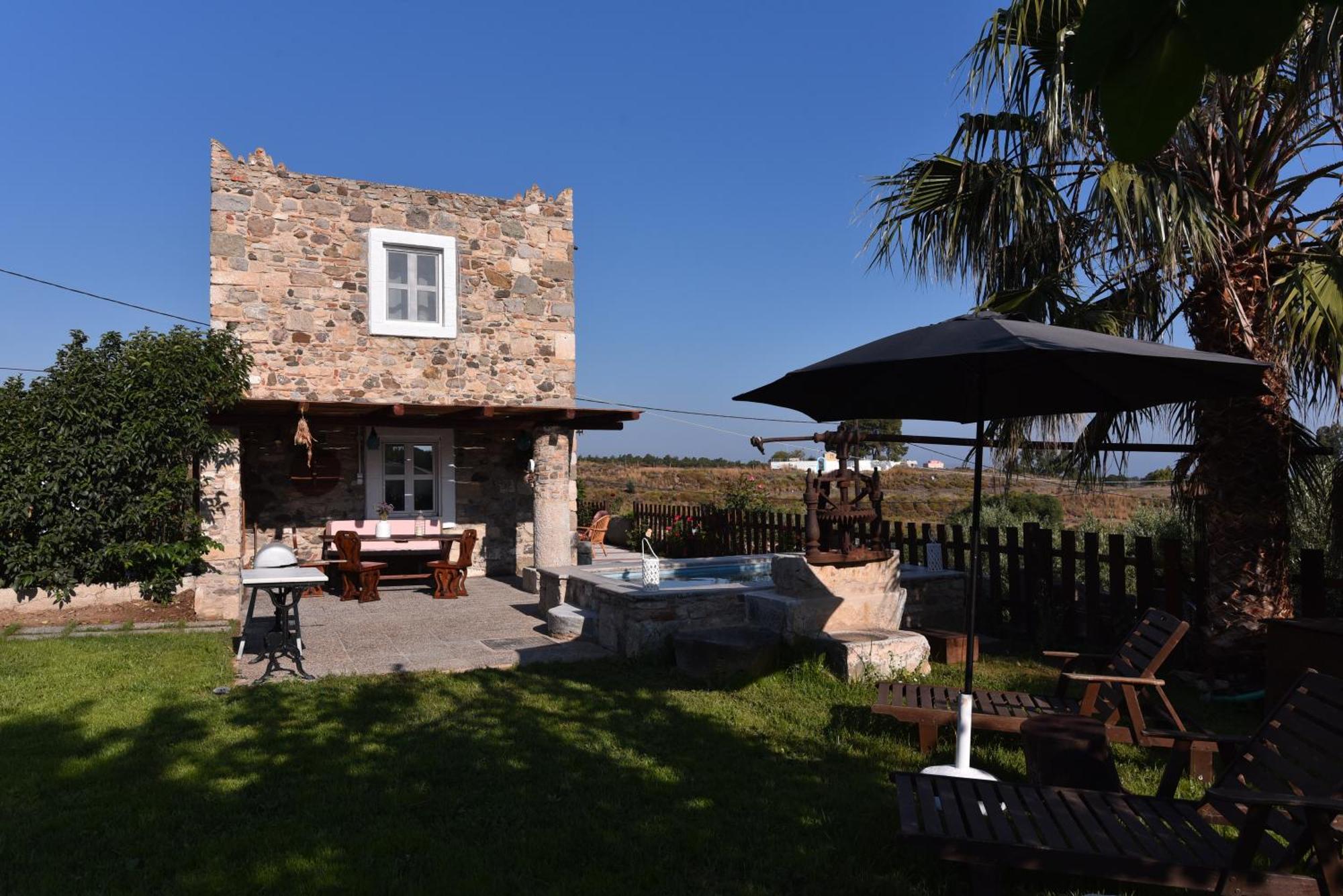 Traditional Kos Villa With Swimming Pool, Lawn Yard And Bbq Exterior foto